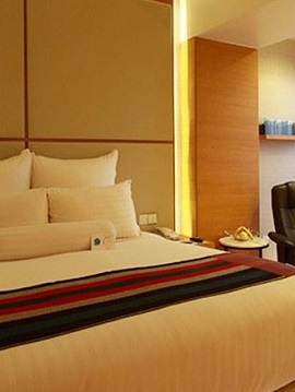 Vivid Plaza Hotel - 1 Main image 2